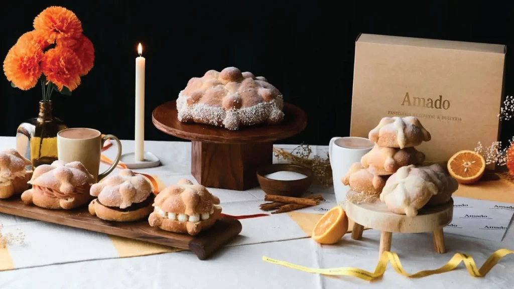 1-Los-Mejores-Panes-de-Muerto-en-CDMX-Guia-Temporada-panaderias-reposteria-ofrenda-tradicional-relleno-resenas-halloween-gastronomia-seccion-amarilla-blog-AMADO.webp