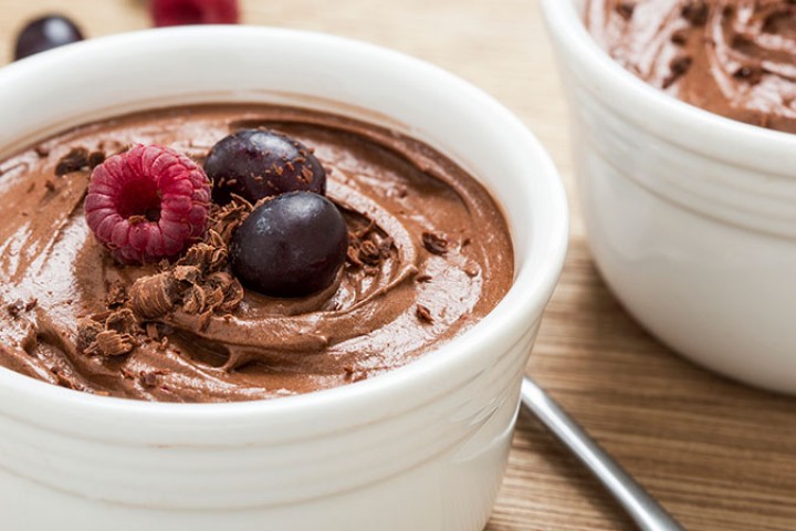 Mousse de chocolate con frutos rojos