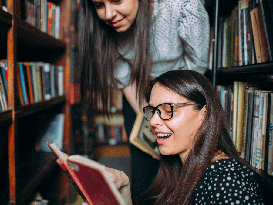 Guadalupe Reinas no es la única actividad en el año de Libros B4 Tipos