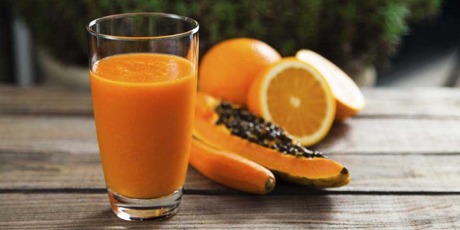 Jugo de naranja, papaya y amaranto