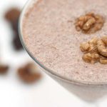 Smoothie de chocolate, amaranto y nuez