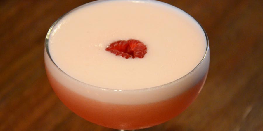 Coctel Pezoncito (Clover Club)