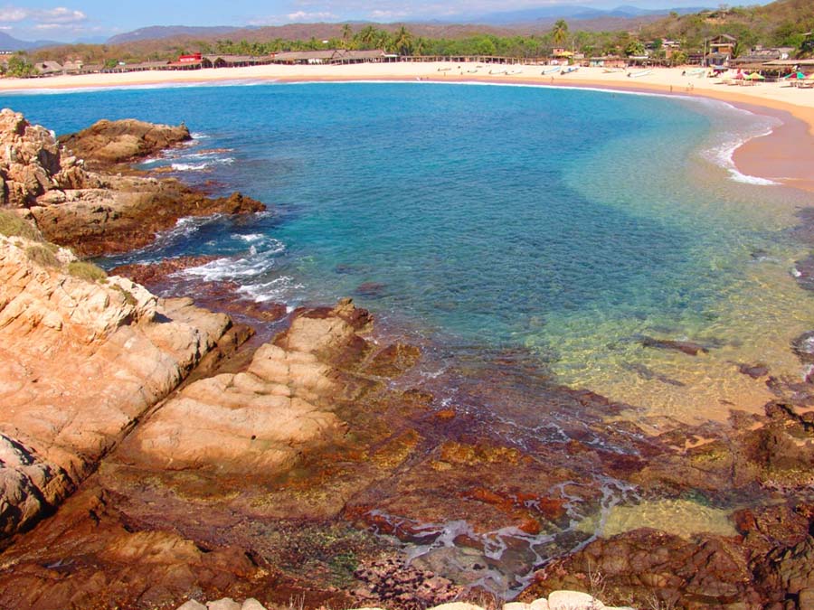 Faro de Bucerías, hermoso acuario natural