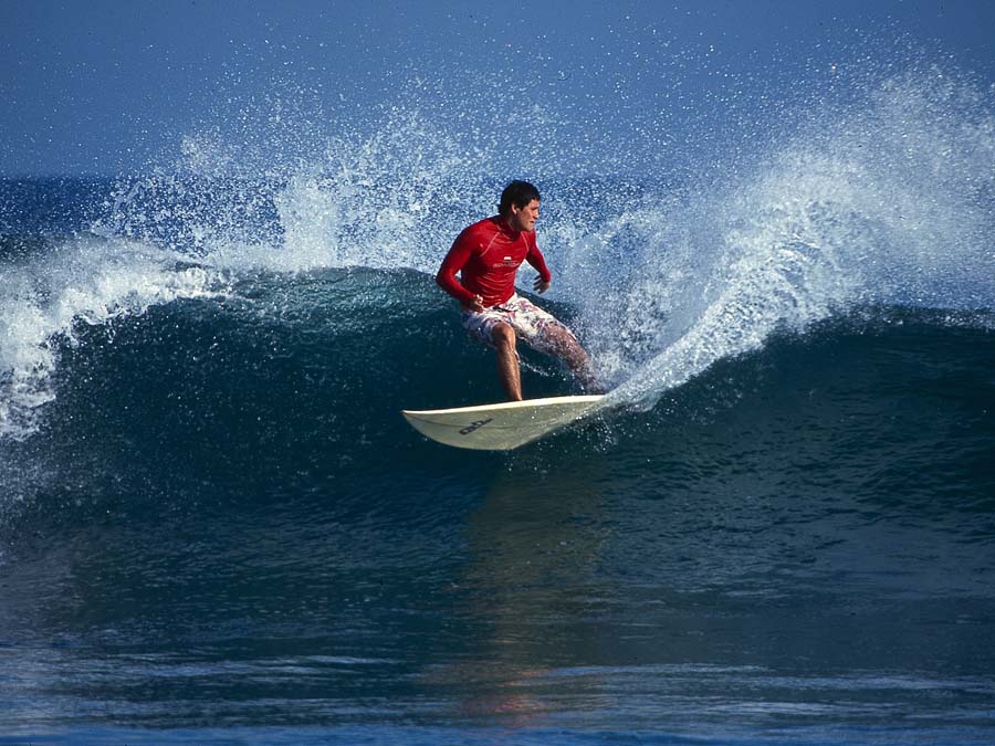 Surf en las playas de Nexpa