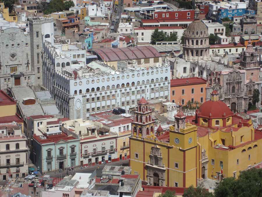 Vista panorámica de Guanajuato, uno de los lugares bonitos y baratos en Guanajuato. Foto: Mariana Castillo