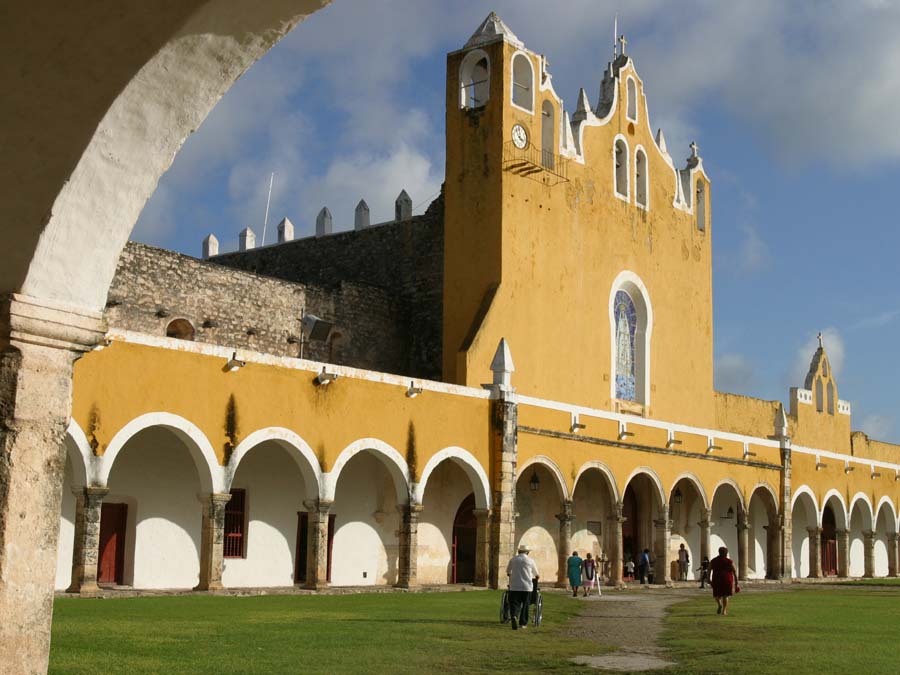 Izamal, rocío del cielo