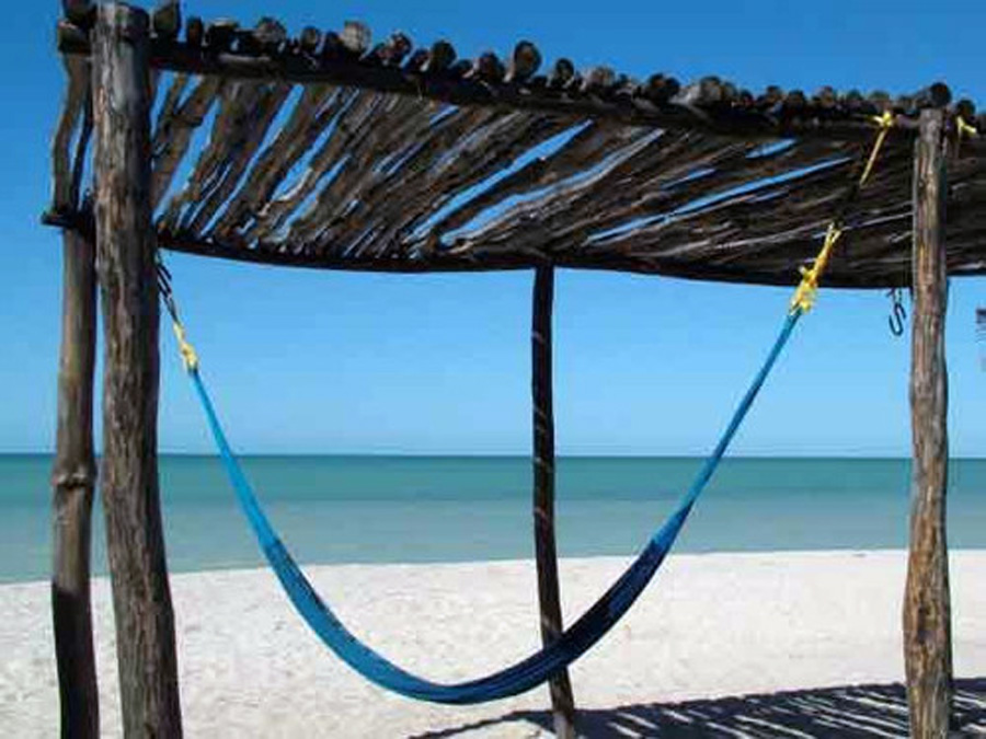 Playa Sabancuy, un paraíso semi virgen