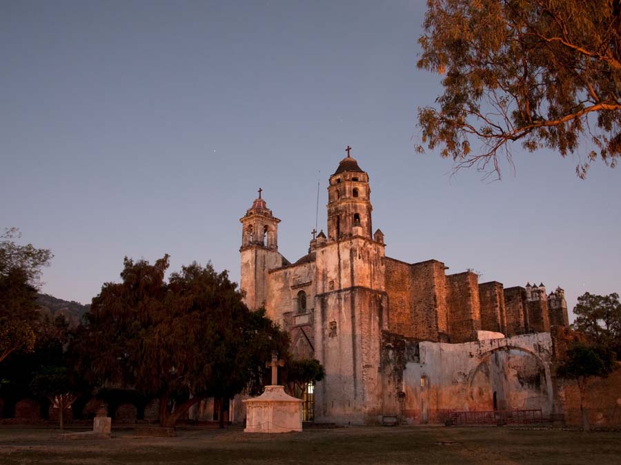 Museo de Tepoztlán: ex convento de la Natividad