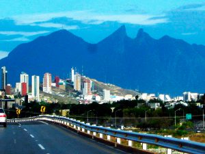 Recorriendo Monterrey en el Ajúa Bus