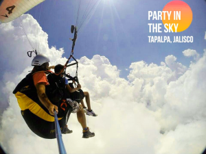 Vuela en parapente por primera vez en el Party In The Sky