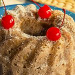 Budín de maíz con pasta de castañas y orejones de chabacano