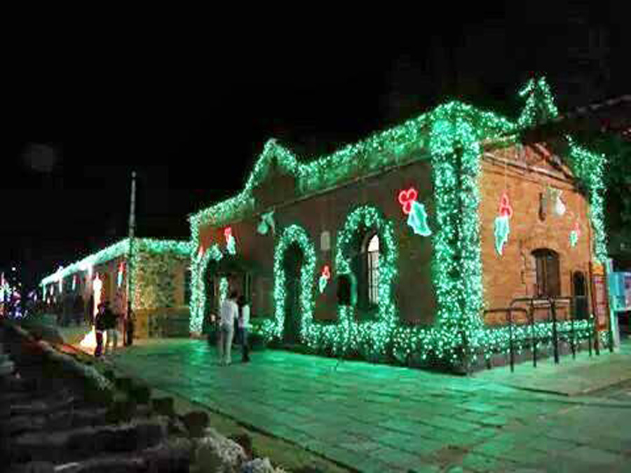 Villa iluminada en Atlixco, Puebla