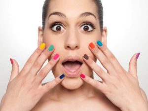 ¿Por qué nos mordemos las uñas?