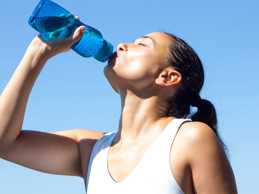 Agua en la dieta, ¿cuánta y cuándo beberla?