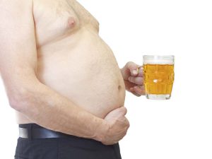 Cerveza, el mito de la panza chelera