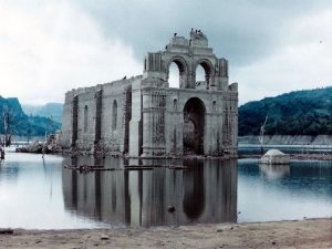 La iglesia sumergida de Quechula, Chiapas