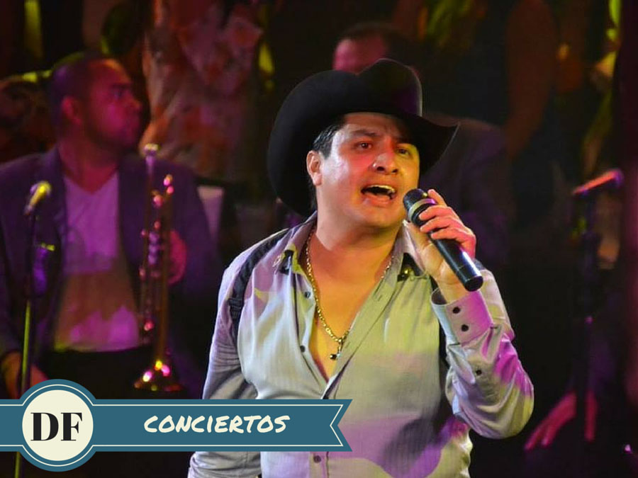 Julión Álvarez en concierto