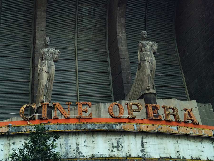 Cine Ópera, una de las ruinas más bonitas de la ciudad