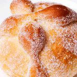 Pan de Muerto de lavanda, una deliciosa alternativa