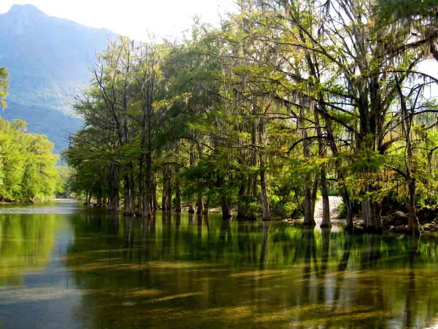 Hualahuises , un pueblo muy tranquilo cerca de Monterrey