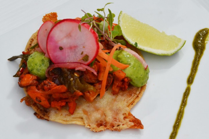 Sope de pulpo enamorado con chorizo