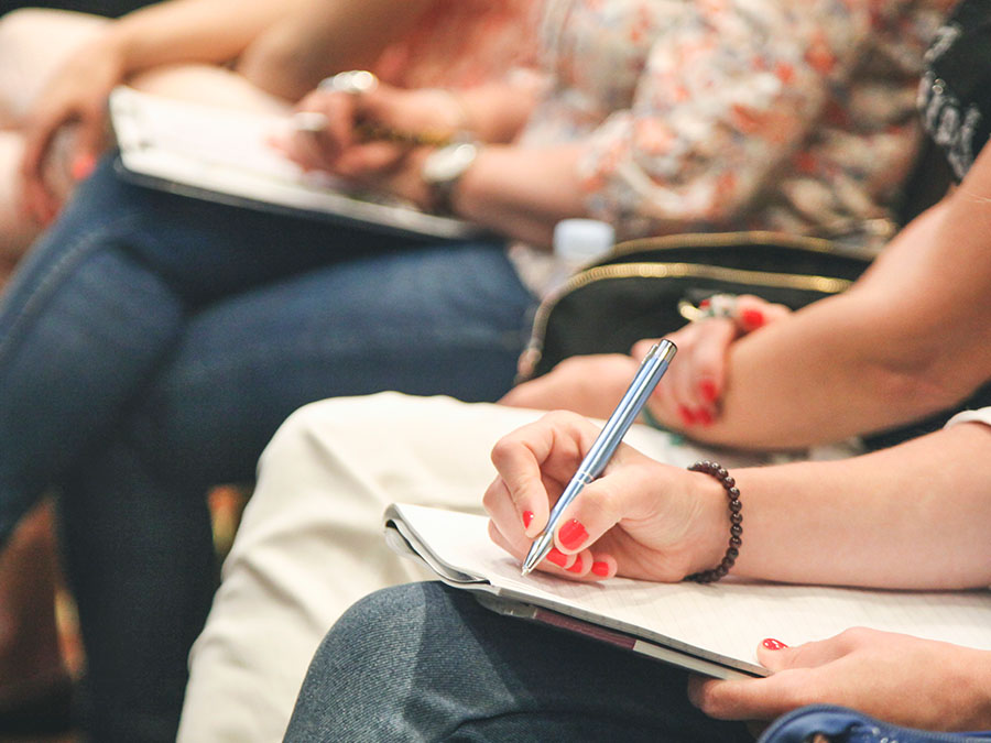 Taller de escritura creativa: “Laboratorio de lo íntimo”