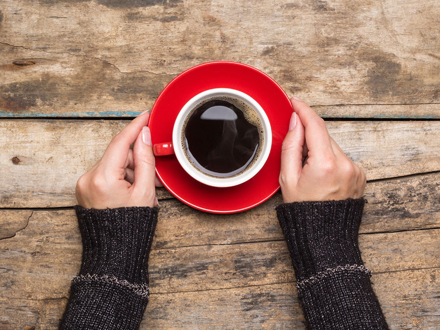 ¿Cuánta cafeína necesitamos para estar alerta?