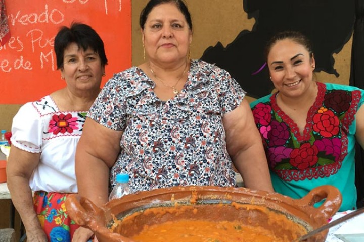 5 platillos tradicionales de Michoacán que quizá no conocías