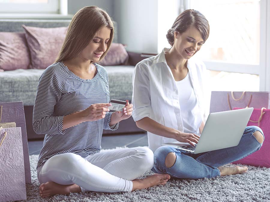 Ropa y tecnología, lo más comprado del e-commerce