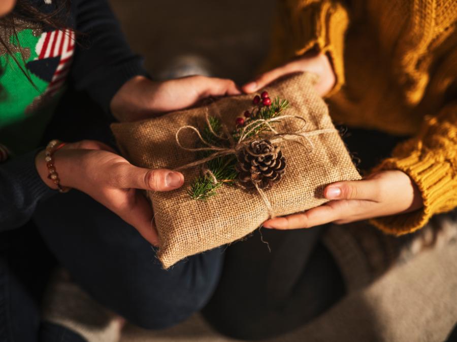 Top 10 ideas para regalos de intercambio navideño