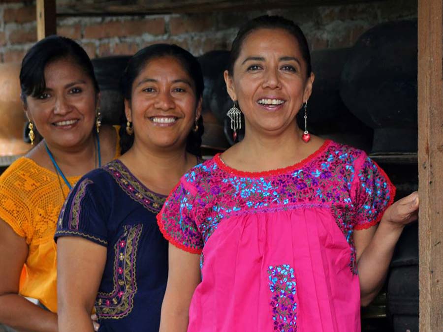 Celebra este 14 de febrero en Oaxaca con tres grandes cocineras