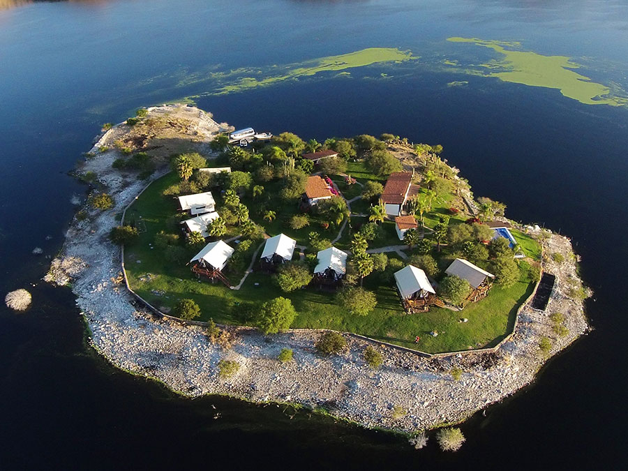 Isla Tzibanzá, secreto entre montañas