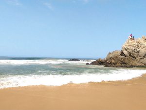 Desconéctate en playa virgen La Llorona