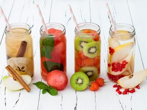 10 aguas frescas para el calor, ideas prácticas en una infografía