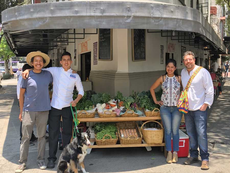 Alimentos de la chinampa en la Condesa