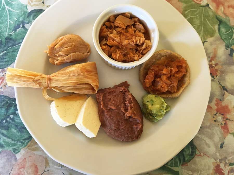 Desayuno de campeones: así es el menú de una familia en Nayarit. Foto: Mariana Castillo