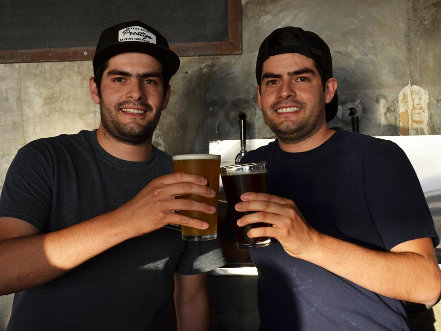 Hermanos Celis de Cervecería Doble C