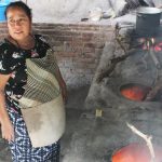 Ayuda a panaderos tradicionales del Istmo con Una mano para Oaxaca