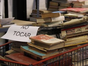 Este es el lugar donde sanan los libros que fueron rescatados tras el sismo