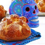 Pan de muerto con aceite de canola