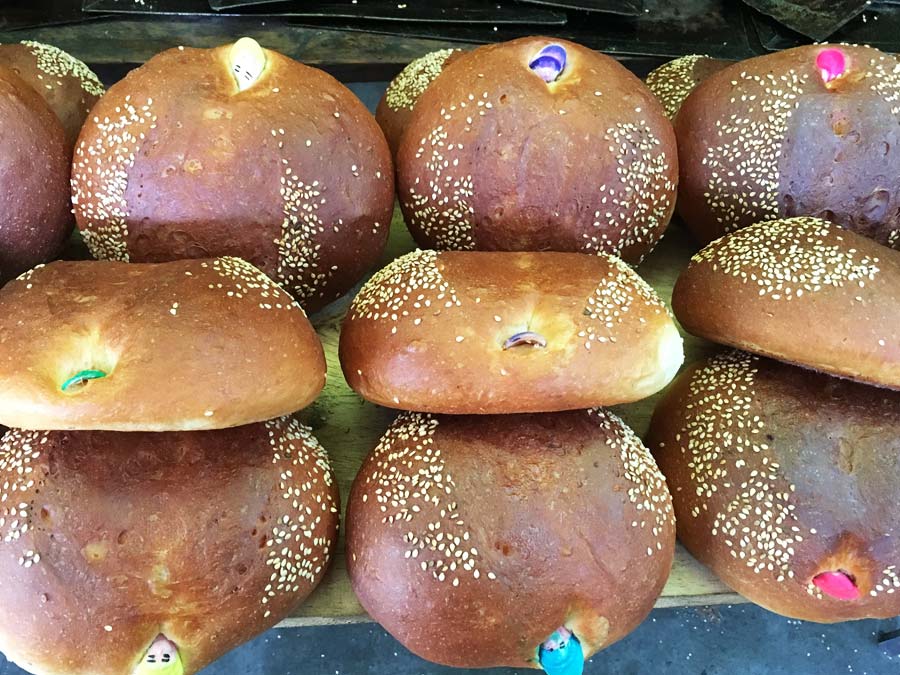 Pan de muerto en Miahuatlán: una tradición de Todos Santos en Oaxaca