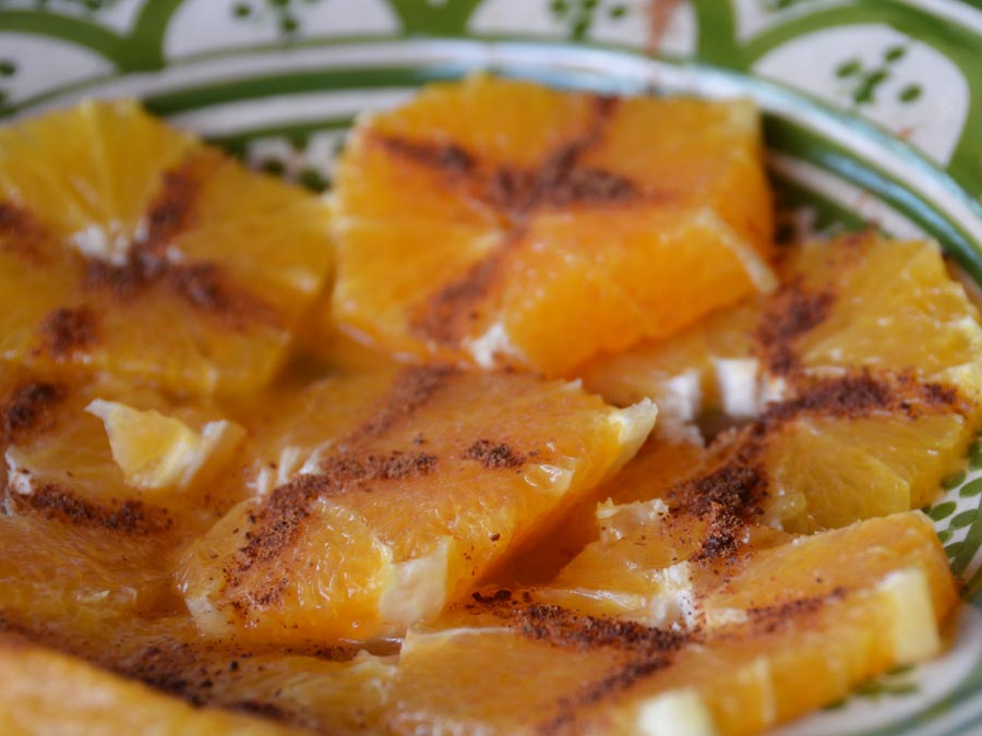 Naranja con canela, uno de los dulce de Marruecos que puedes replicar en casa Foto: Mariana Castillo