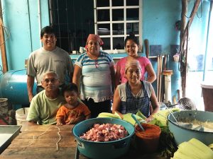 Tamales de Calería, tres generaciones en este oficio en San Andrés Tuxtla