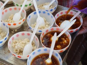 El tepache que se toma en las bodas mixes lleva maíz y piloncillo