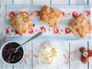 Scones, pan tradicional inglés para la hora del té