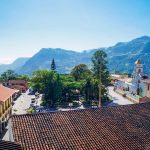 Pahuatlán, un paseo entre montañas, café y papel amate