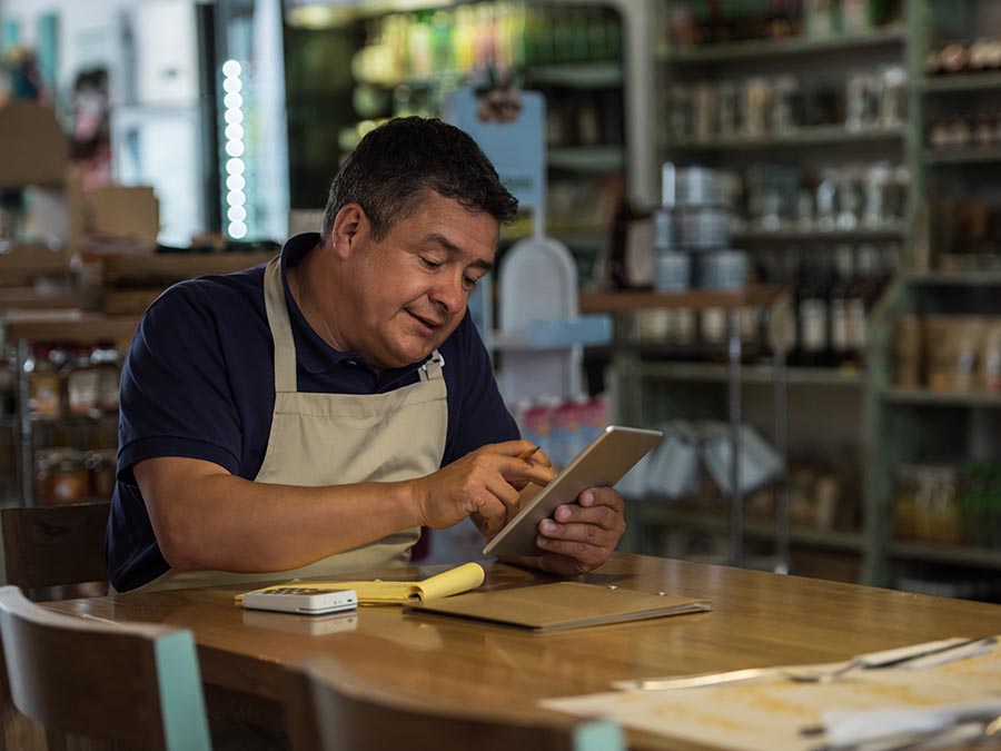 consulta el programa de la semana del emprendedor desde tu smartphone o tablet