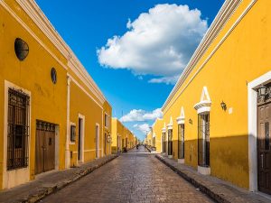 5 lugares que tienes que visitar en el Pueblo Mágico Izamal