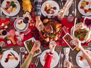 Consejos para ser un buen anfitrión en la cena de Navidad y Año Nuevo