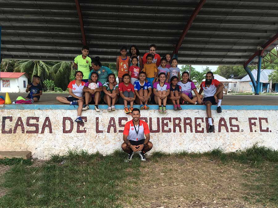 Chicas Unidas: una enseñanza de vida dentro y fuera de la cancha